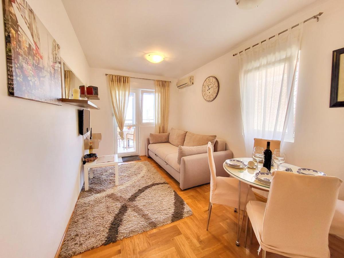 Apartment Rachel Petrovac Kültér fotó