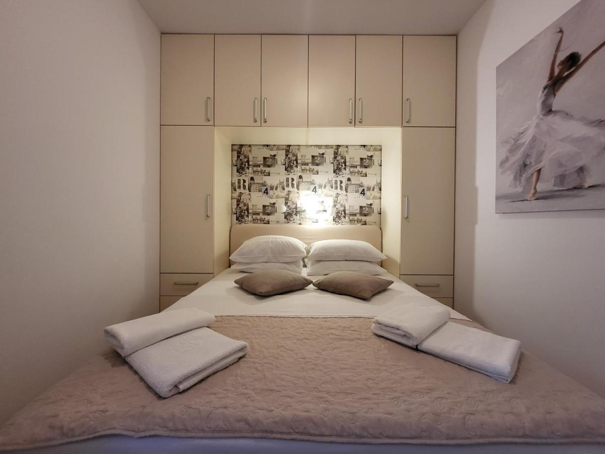 Apartment Rachel Petrovac Kültér fotó